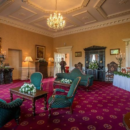 Dundrum House Hotel, Golf & Leisure Resort エクステリア 写真