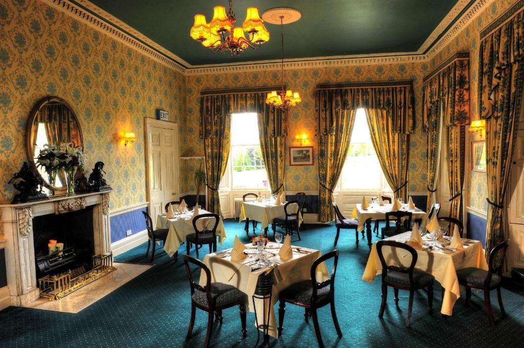 Dundrum House Hotel, Golf & Leisure Resort エクステリア 写真